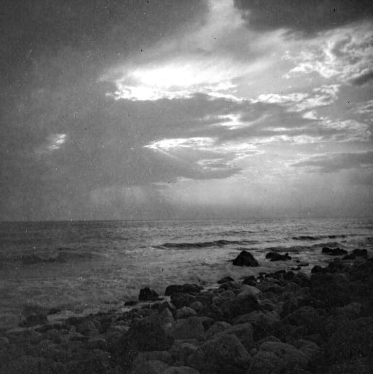 expired soviet film-3